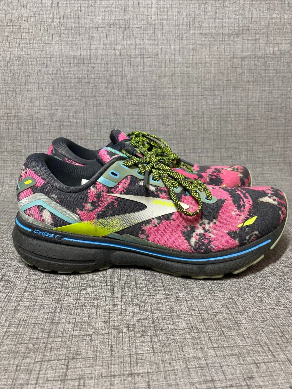 Brooks Ghost 15 Drip 2023 Women's Size 9.5 D Pink Gray Running Shoes 1203801B479
